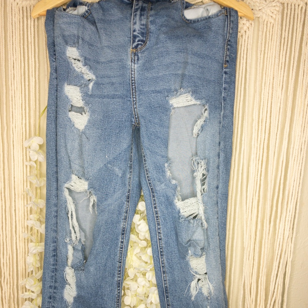 Ripped jeans